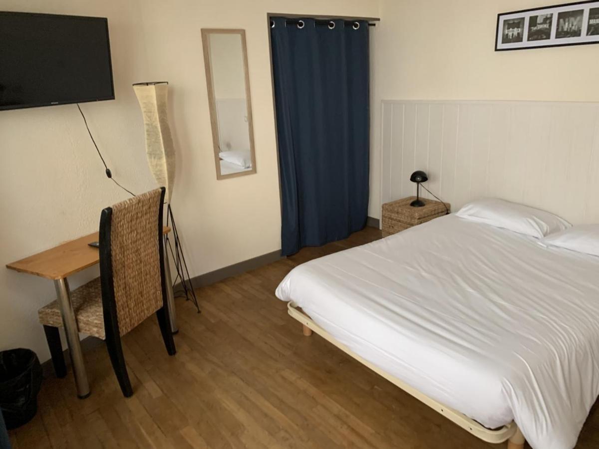 Hotel Le P'Tit Monde 몽티냑 외부 사진
