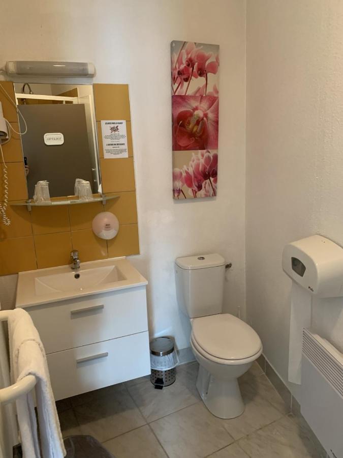 Hotel Le P'Tit Monde 몽티냑 외부 사진