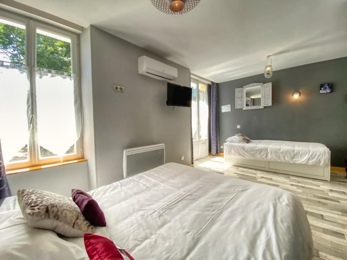 Hotel Le P'Tit Monde 몽티냑 외부 사진